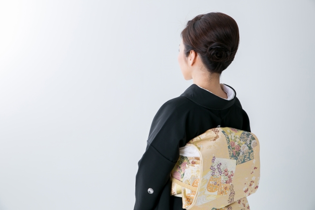 ホステスが和服のときに映える髪型おすすめ4選 和髪の種類も徹底解説