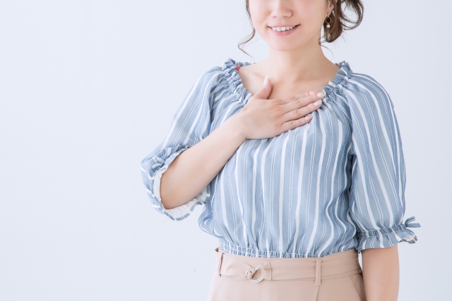相談する女性